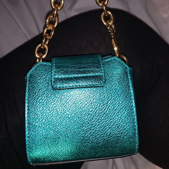 SOLD!!!! Mini Burberry Bag/Clutch - Picture 10 of 10